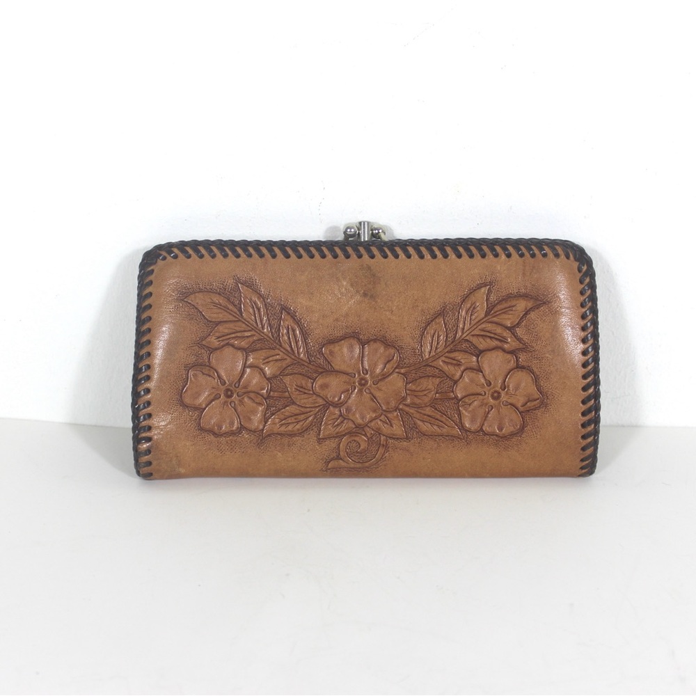 Vintage 1970’s Tooled Leather Wallet Clutch Floral Clasp Topstitching